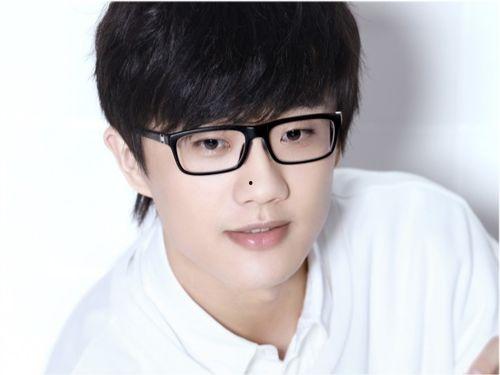 许嵩女朋友爆料视频播放,视频播放引发热议  第3张